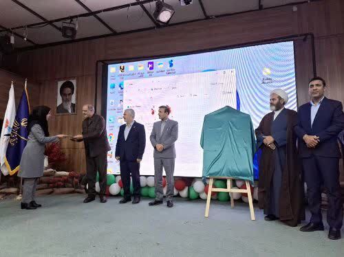 گزارش تصویری رونمایی از پوستر جشنواره داستان شهدای غریب