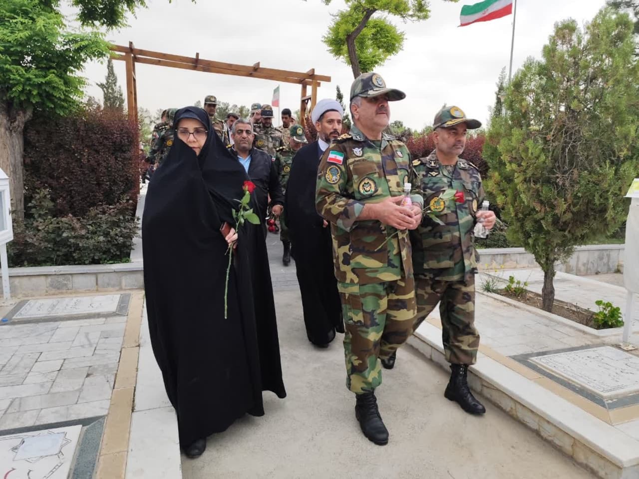 آیین مهمانی لاله‌ها که به مناسبت فرا رسیدن روز ارتش