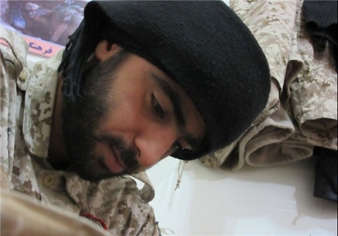 شهید «رضا حاجی زاده» به روایت تصویر شهید «رضا حاجی زاده» به روایت تصویر