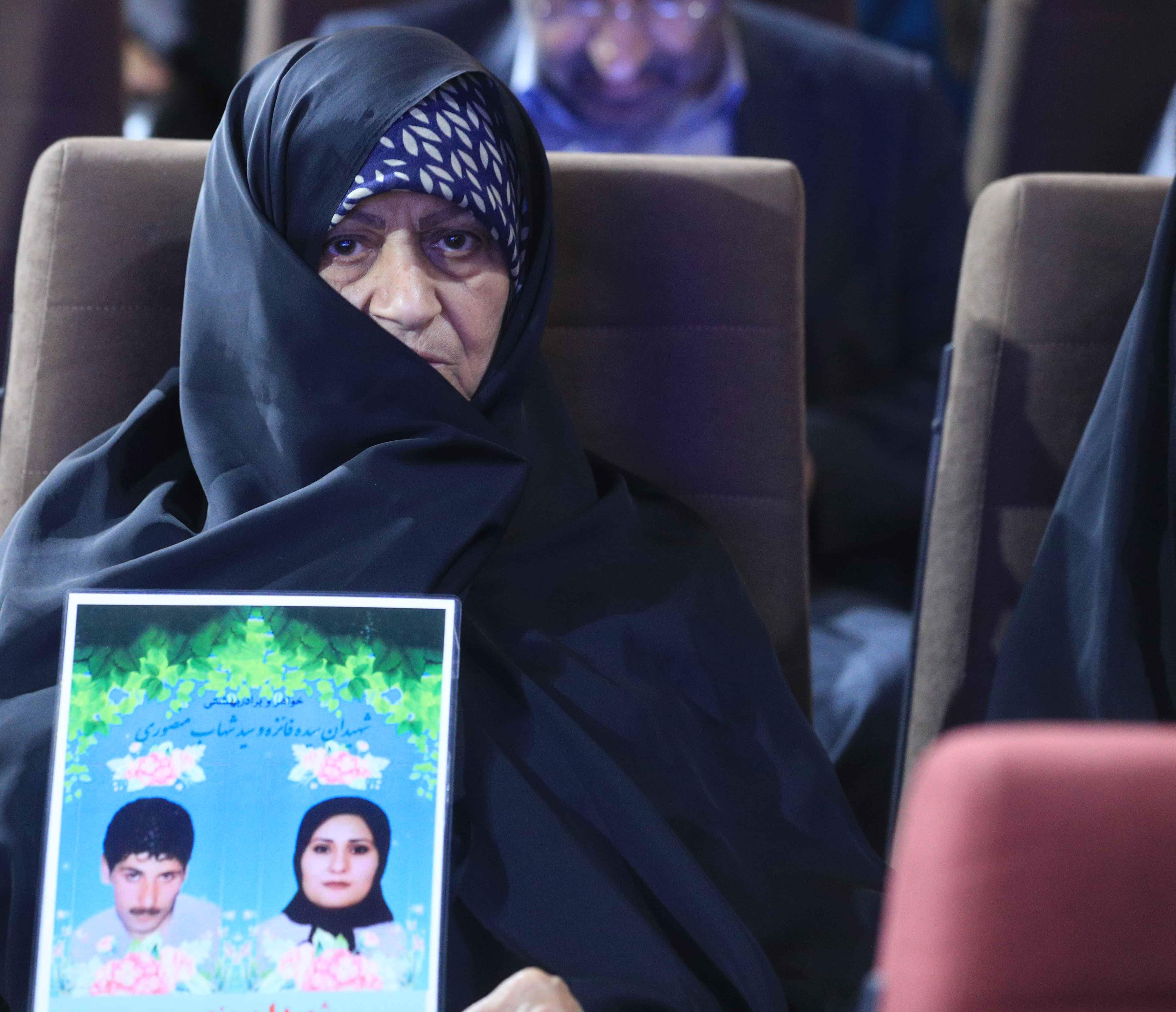 مراسم اختتامیه یازدهمین «هفته هنر انقلاب» با حضور خانواده های معظم شهدا
