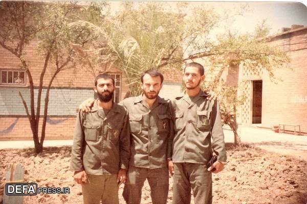 زیر لب گفت: «الهی رضا برضائک» و جان داد! زیر لب گفت: «الهی رضا برضائک» و جان داد!