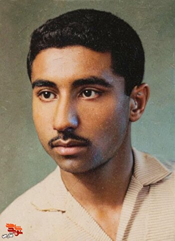 شهید احمد دسترس؛ حماسه‌ساز ۱۵ خرداد شیراز