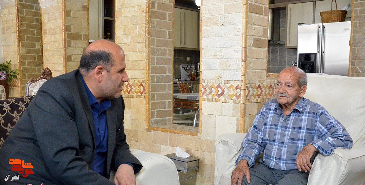 دیدار مدیر کل بنیاد شهید تهران با خانواده شهید «عبدالحسین مالکی» و «مصطفی عطارنیاسر»
