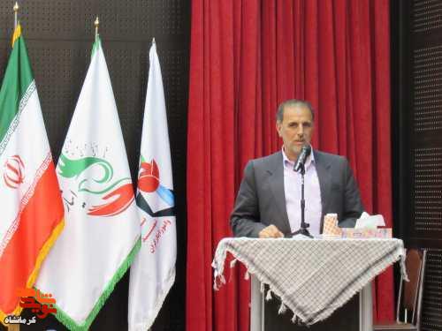 خدمت به ایثارگران نعمتی بزرگ و مایه برکت است