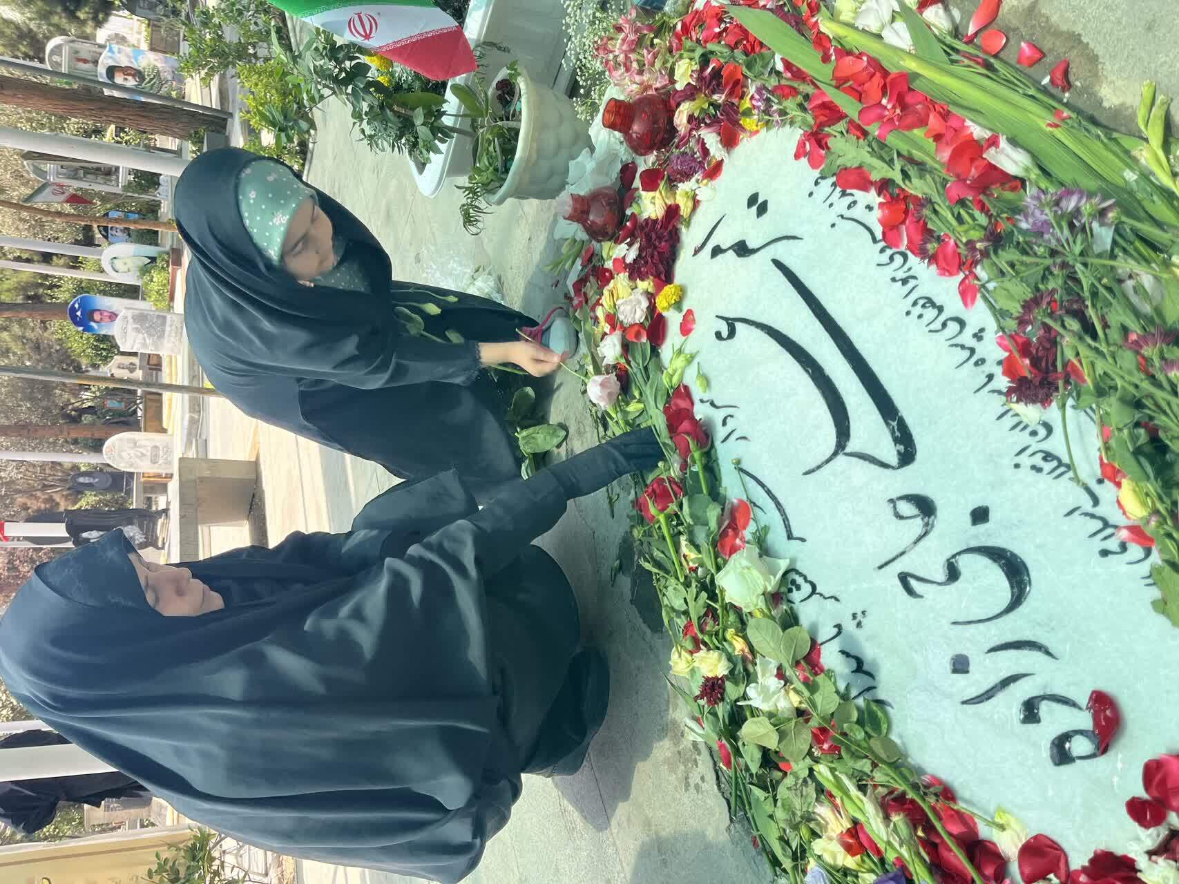 در حال تکمیل///وداعی عاشورایی با شهدای حمله تروریستی اسرائیل در بهشت زهرا (س)