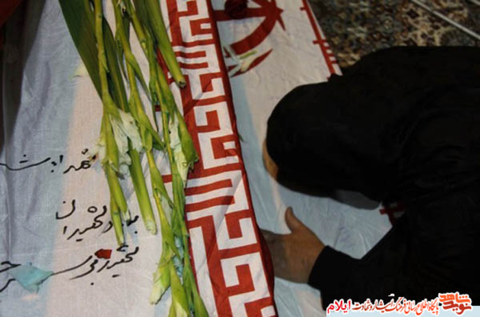 شبی با شهدای گمنام در شهر ایلام