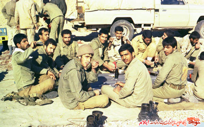  تصاویری از بسیجیان سلحشور در دوران دفاع مقدس