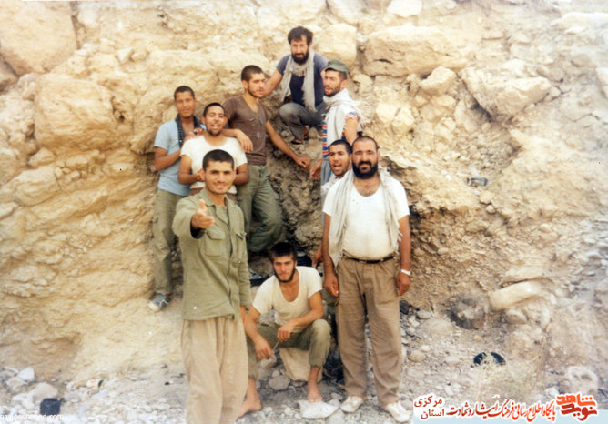 از چپ: محمدحسن احمدی - ناصری - هادی محبتی - سیدرضا سبط احدی - علی اصغر علیخانی - احمد اصغری - علی اصغر آرمیده - اکبر عشقعلی - مصطفی خوشخو