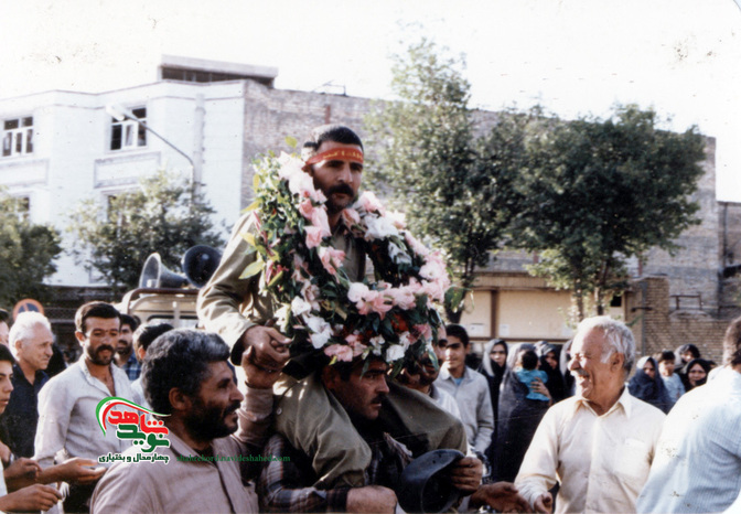 بازگشت آزادگان چهارمحال و بختیاری به میهن اسلامی