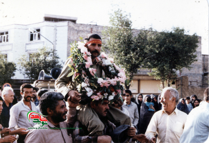 بازگشت آزادگان چهارمحال و بختیاری به میهن اسلامی