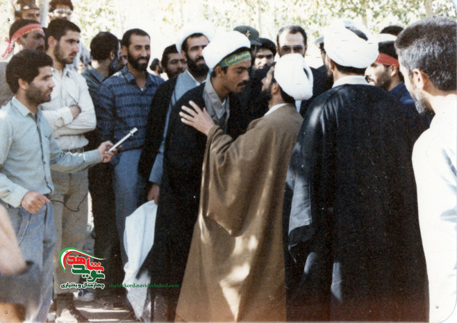  لحظه بازگشت آزادگان چهارمحال و بختیاری به میهن اسلامی 