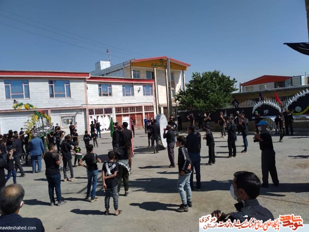اکرم بمانی از روستای اکبر آباد