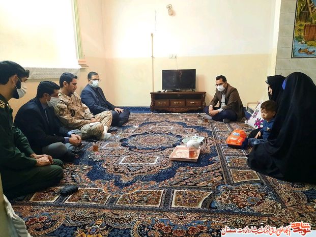 دیدار با خانواده شهید مدافع حرم شهرستان مهدیشهر شهید حسین توکلی در سالروز شهادت شهید حاج قاسم سلیمانی