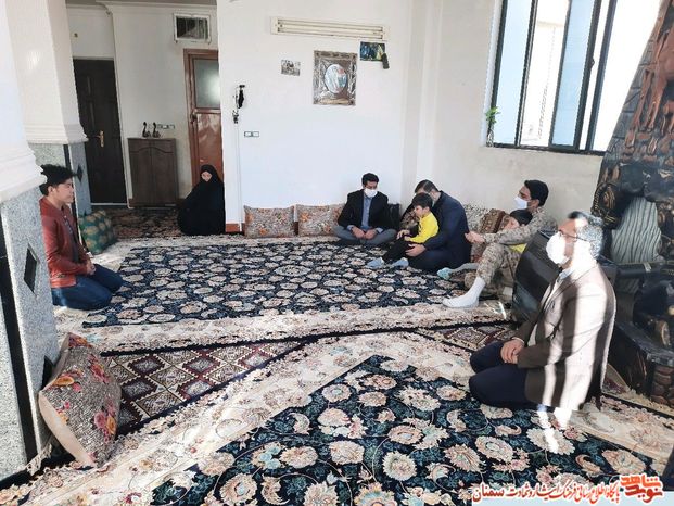 دیدار با خانواده شهید مدافع حرم شهرستان مهدیشهر شهید حسن حسنی در سالروز شهادت شهید حاج قاسم سلیمانی