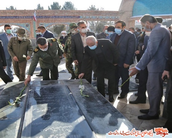 حضور در گلزار مطهر شهدا