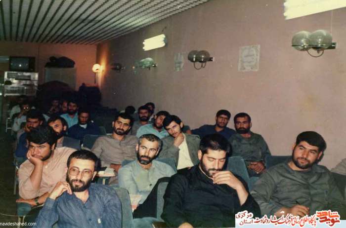 جمعی از مسئولین خدمات اجتماعی وزارت سپاه 1364