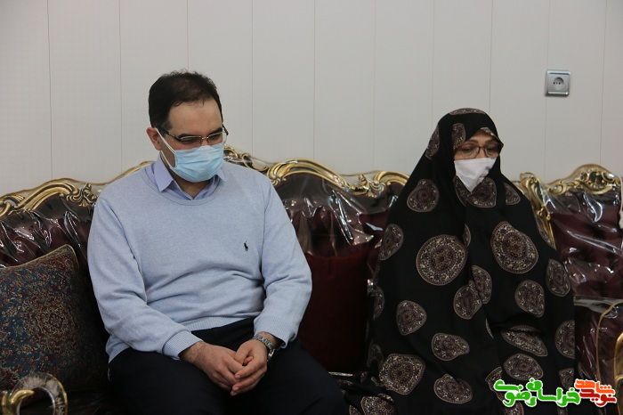 دیدار نماینده ولی فقیه با خانواده والامقام شهید حسن دهقانی