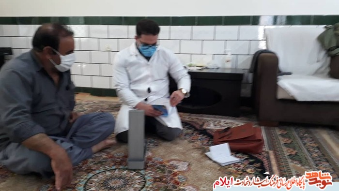 پایش سلامت خانواده های شهدا و ایثارگران شهرستان آبدانان توسط تیم جهادی 