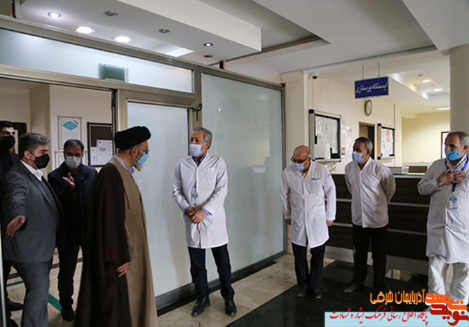 نماینده ولی فقیه در استان آذربایجان شرقی به اتفاق مدیر کل بنیاد شهید و امور ایثارگران استان با جانبازان بستری در بیمارستان فجر تبریز دیدار کرد