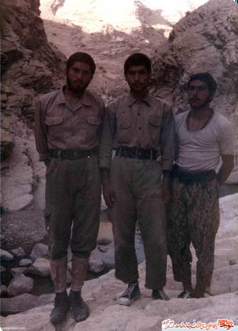 از چپ: شهید ابوالفضل اسدی- علی اکبر کریمی- شهید غلامرضا غفاری