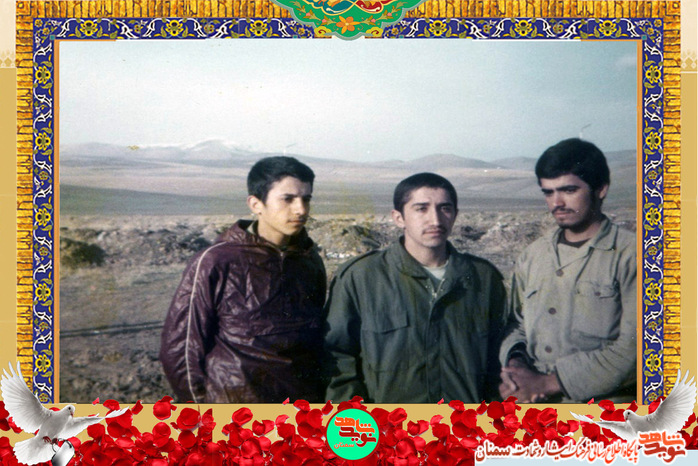 نفر سمت چپ شهید سیدمهدی سیادت