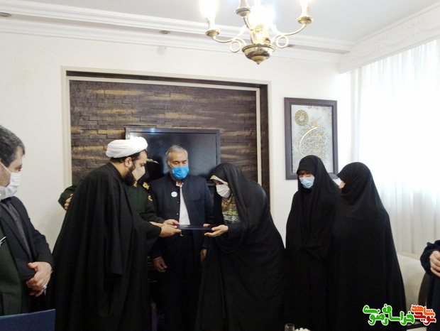 دیدار با خانواده سردار سرلشکر شهید محمود کاوه