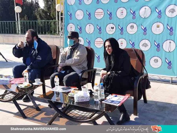 حضور «نسیم ادبی»، «وحید لک» و «امیر حسین شفیعی» از داوران اولین جشنواره فرهنگی و هنری ایثار شهرستانهای استان تهران در بخش «تئاتر خیابانی»