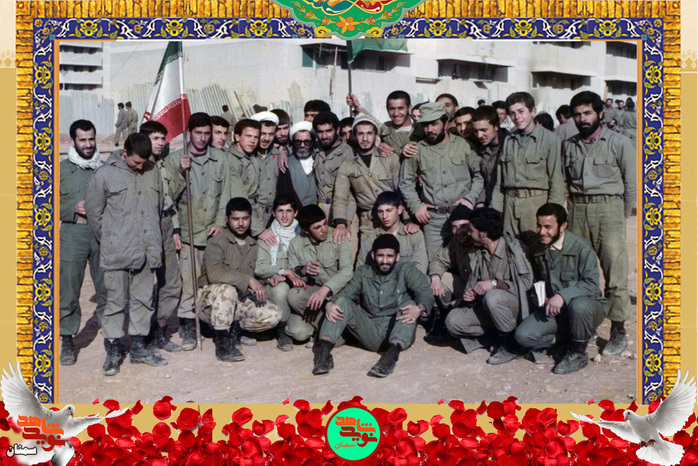 ردیف ایستاده نفر هفتم از چپ روحانی شهید محمدعلی شفیع‌زاده‌برمی