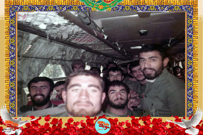 نفر سمت راست شهید علی‌اکبر قلعه‌آقابابائی