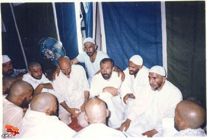 سفر حج - آزادگان به همراه مرحوم ابوترابی 1370