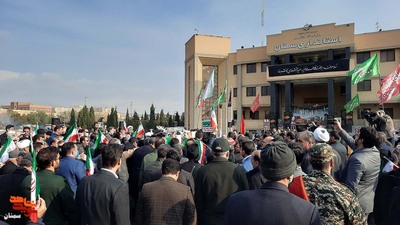 مراسم تشییع پیکر مطهر شهید گمنام خوشنام در استانداری سمنان- هفتم دی‌ماه ۱۴۰۱
