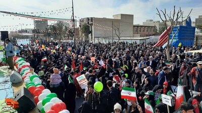 حماسه مردم انقلابی سمنان در راهپیمایی ۲۲ بهمن ۱۴۰۲