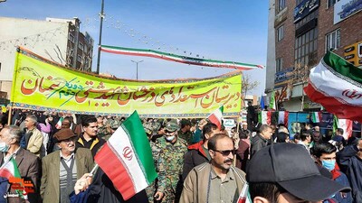 حماسه مردم انقلابی سمنان در راهپیمایی ۲۲ بهمن ۱۴۰۲