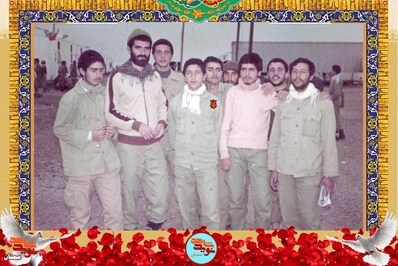 ردیف جلو نفر وسط شهید عسکری رضاکاظمی
