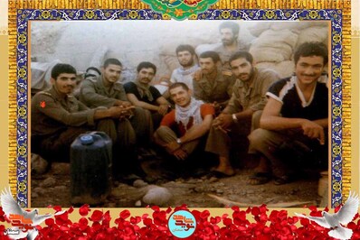 نفر سمت چپ شهید محمدعلی طوسی